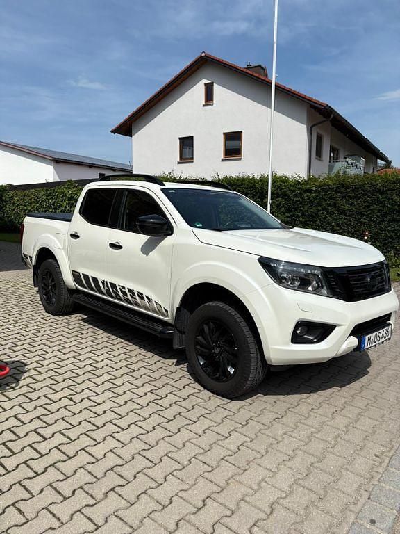 Weiß Gebraucht 2019 Nissan Navara N-Guard Abholung | 25.900 € (Guter Preis) - Bild 1/4