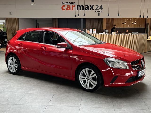 Rot Gebraucht 2018 Mercedes A180 Limousine | 14.440 € (Fairer Preis) - Bild 1/3