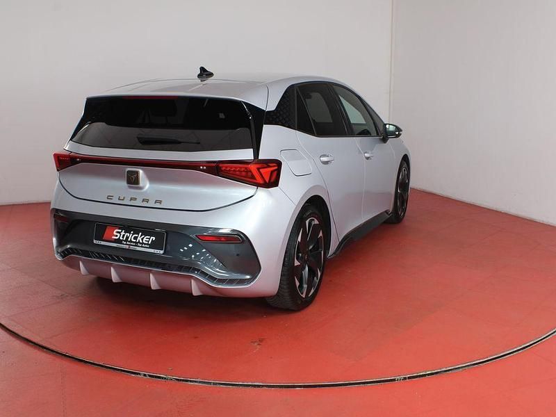 Gebraucht Cupra Born 169 kW (231 PS) 2023 Geysirsilber (metallic) Kleinwagen