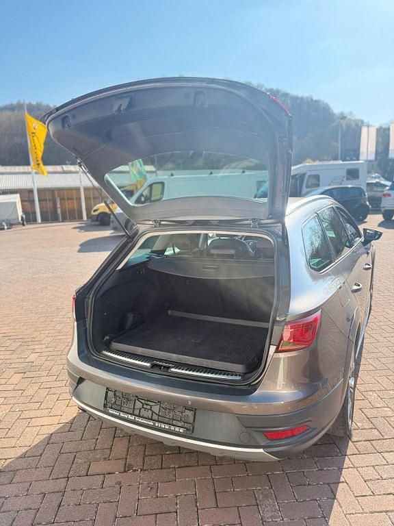 Gebraucht Seat Leon X-Perience 4Drive 150 PS (110 kW) 2014 Grau Kombi