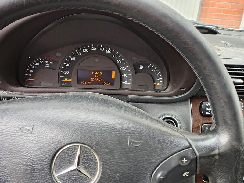 Gebraucht Mercedes C320 2003 Silber Kombi