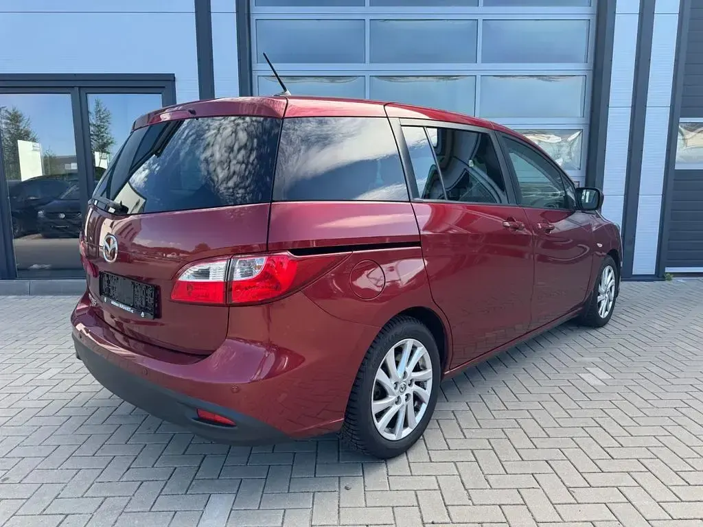 Gebraucht Mazda 5 Center-Line 150 PS (110 kW) 2011 Rot Van / Kleinbus