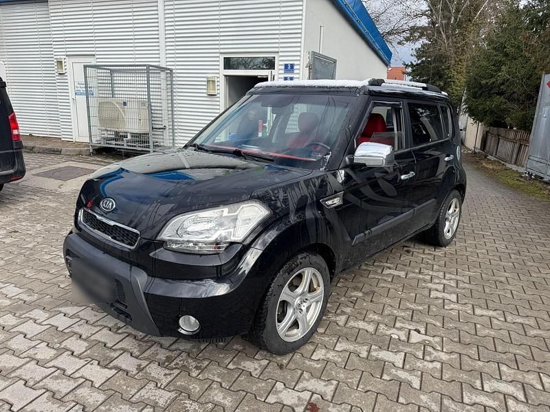 Gebraucht Kia Soul 128 PS (94 kW) 2011 Schwarz SUV