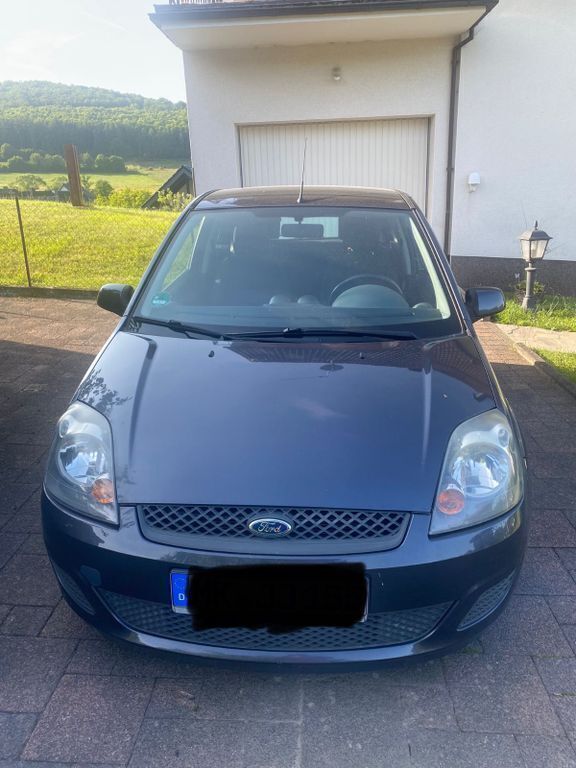 Andere außenfarben Gebraucht 2008 Ford Fiesta Style Kleinwagen | 4.000 € (Etwas zu teuer) - Bild 1/4