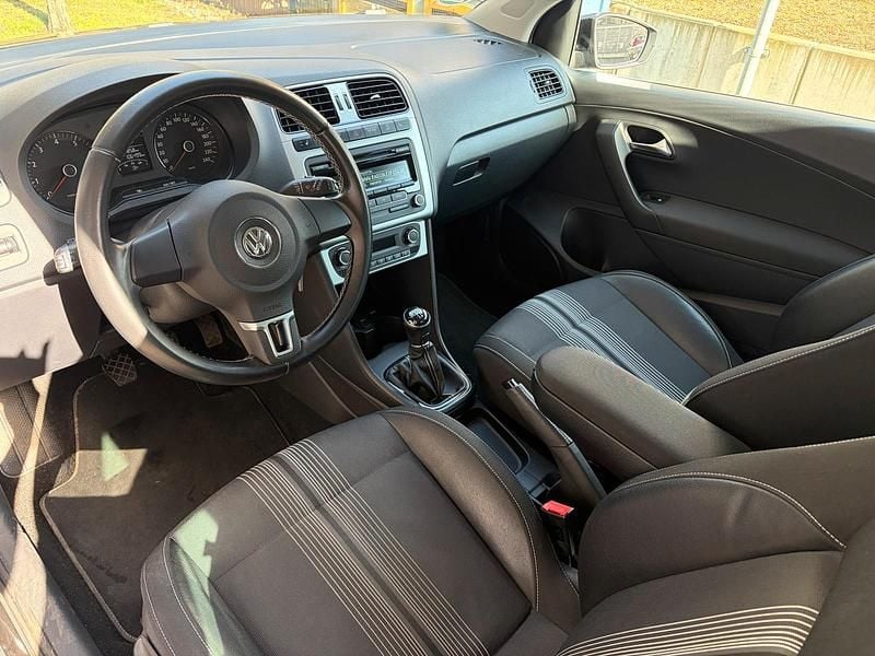 Gebraucht VW Polo Match 70 PS (51 kW) 2012 Braun Kleinwagen