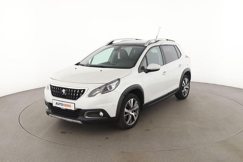 Weiß Gebraucht 2017 Peugeot 2008 Allure SUV | 12.800 € (Teuer) - Bild 1/3