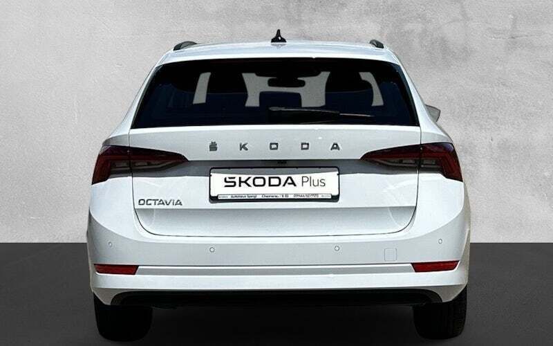 Gebraucht Skoda Octavia Clever 150 PS (110 kW) 2022 Othercolor Kombi