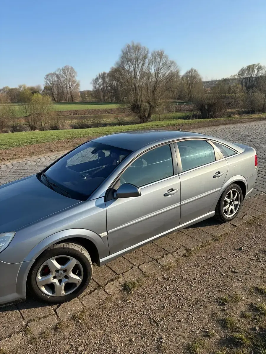 Gebraucht Opel Vectra 155 PS (114 kW) 2007 Andere farben Limousine