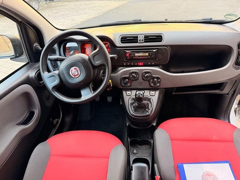 Gebraucht Fiat Panda 70 PS (51 kW) 2016 Weiß Kleinwagen