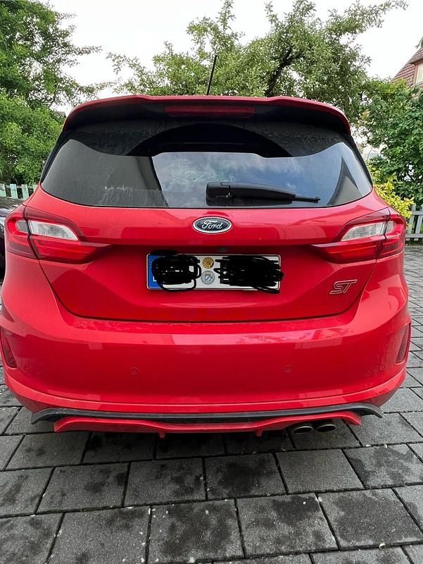 Gebraucht Ford Fiesta ST 200 PS (147 kW) 2020 Rot Limousine