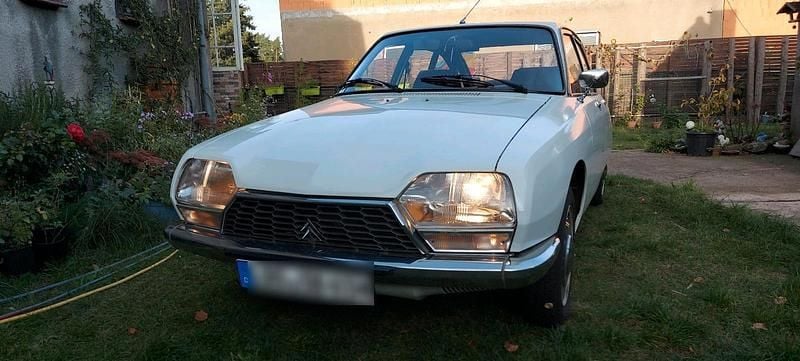 Weiß Gebraucht 1975 Citroën GS Limousine | 10.875 € - Bild 1/4