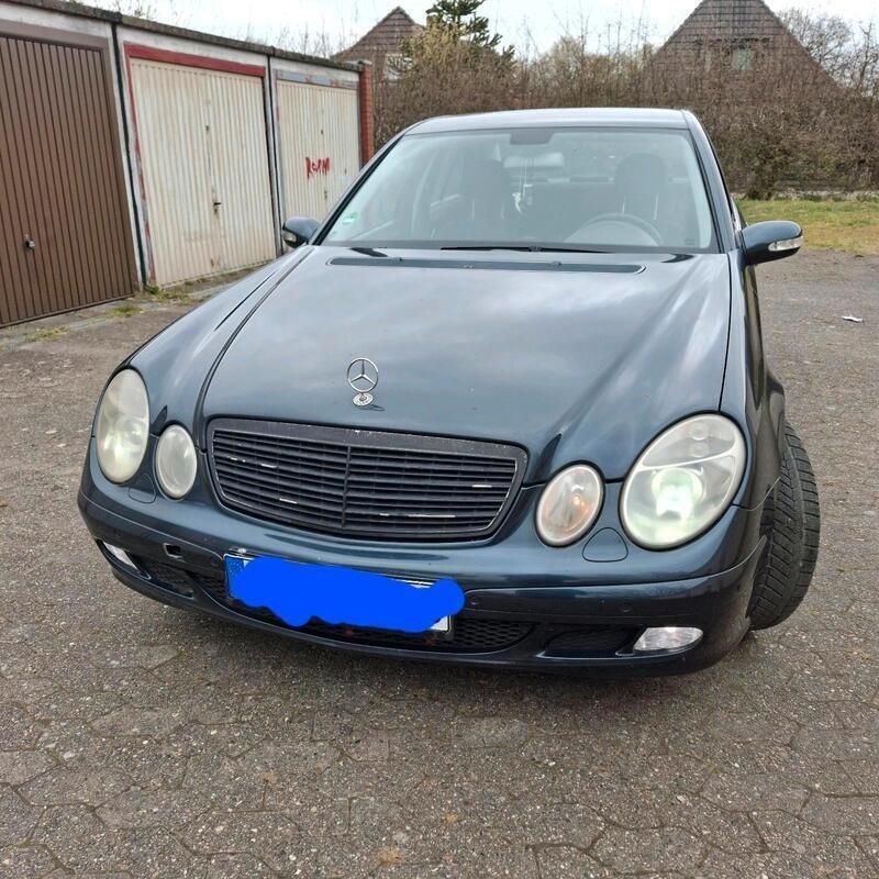 Gebraucht 2002 Mercedes E220 Limousine | 2.050 € (Superpreis) - Bild 1/4
