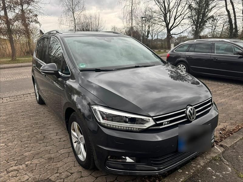 Gebraucht VW Touran Highline 150 PS (110 kW) 2016 Grau Van / Kleinbus