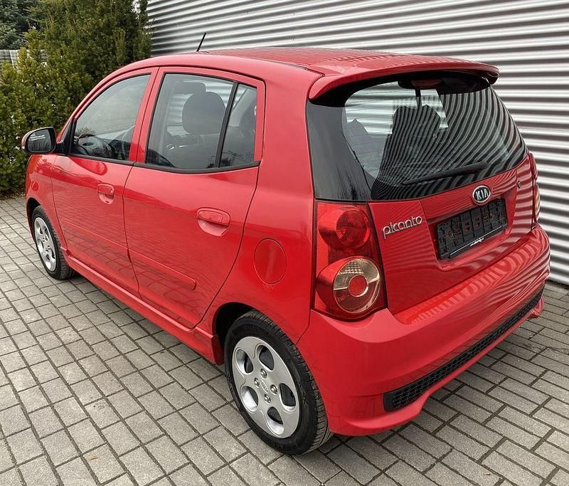 Gebraucht Kia Picanto Spirit 65 PS (47 kW) 2011 Rot Kleinwagen