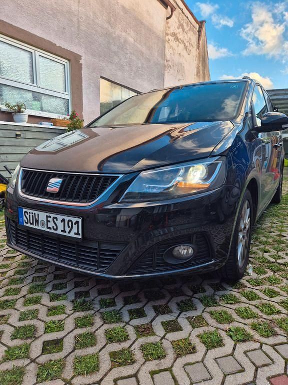 Schwarz Gebraucht 2012 Seat Alhambra Style Van / Kleinbus | 15.000 € - Bild 1/4