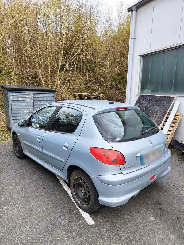 Gebraucht Peugeot 206 75 PS (55 kW) 2006 Kleinwagen