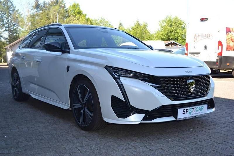 Gebraucht Peugeot 308 SW GT 131 PS (96 kW) 2022 Weiß Limousine