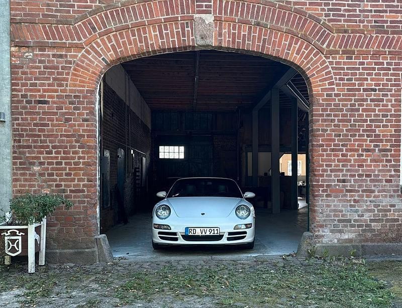Weiß Gebraucht 2008 Porsche 911 Carrera 4S Cabriolet Chrono Cabrio | 48.990 € (Fairer Preis) - Bild 1/4