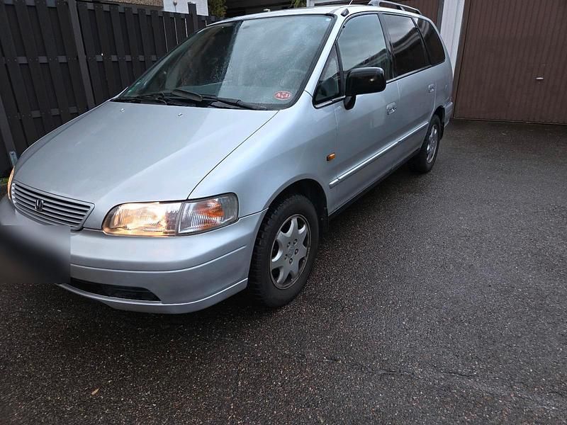 Gebraucht Honda Shuttle ES 150 PS (110 kW) 1996 Silber Van / Kleinbus