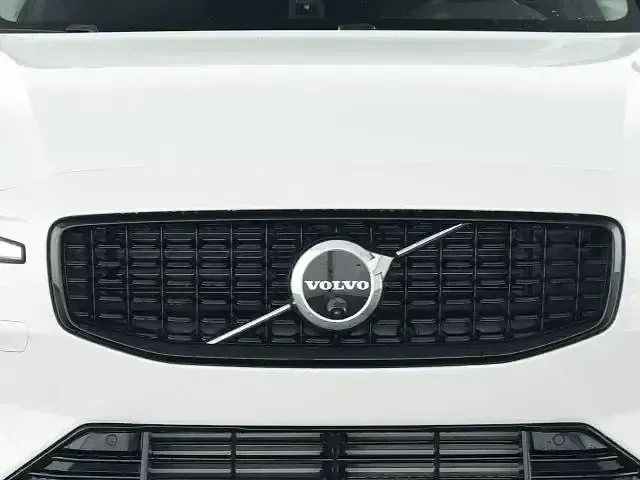 Używany Volvo V60 Plus 310 KM (228 kW) 2025 Biały Kombi