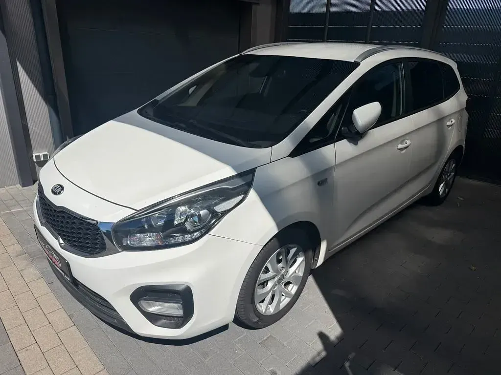 Gebraucht Kia Carens Vision 166 PS (122 kW) 2018 Weiß Van / Kleinbus