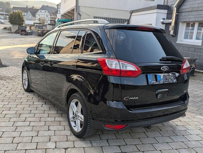 Gebraucht Ford Grand C-Max Titanium 150 PS (110 kW) 2018 Schwarz Van / Kleinbus