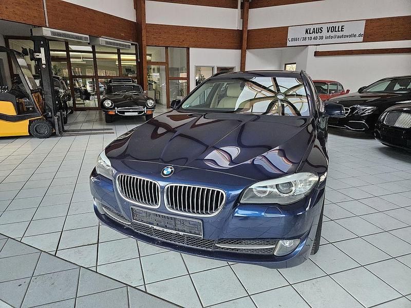 Gebraucht BMW 525 218 PS (160 kW) 2012 Blau