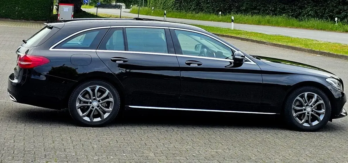 Usata Mercedes C220 170 CV (125 kW) 2016 Nero Station wagon