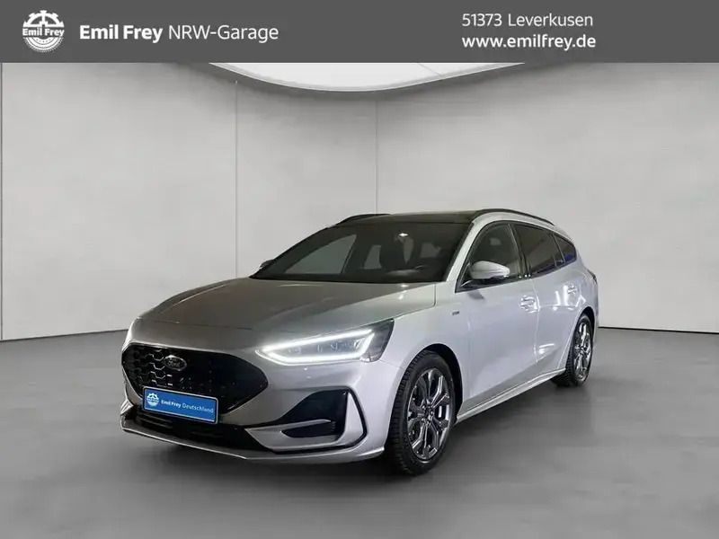 Silber Gebraucht 2023 Ford Focus ST-Line Limousine | 24.685 € (Guter Preis) - Bild 1/4