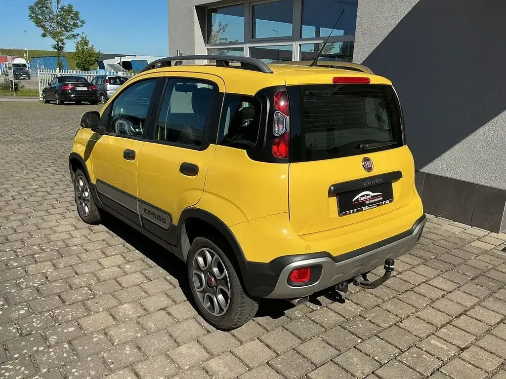 Gebraucht Fiat Panda Cross Cross 80 PS (58 kW) 2015 Gelb Kleinwagen