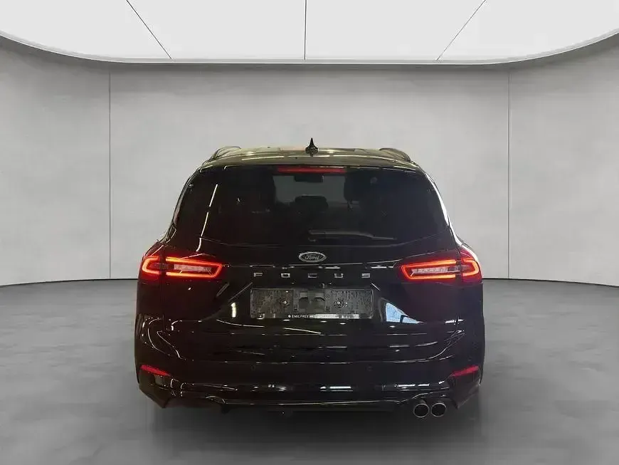 Gebraucht Ford Focus ST-Line X 155 PS (114 kW) 2025 Schwarz Kombi