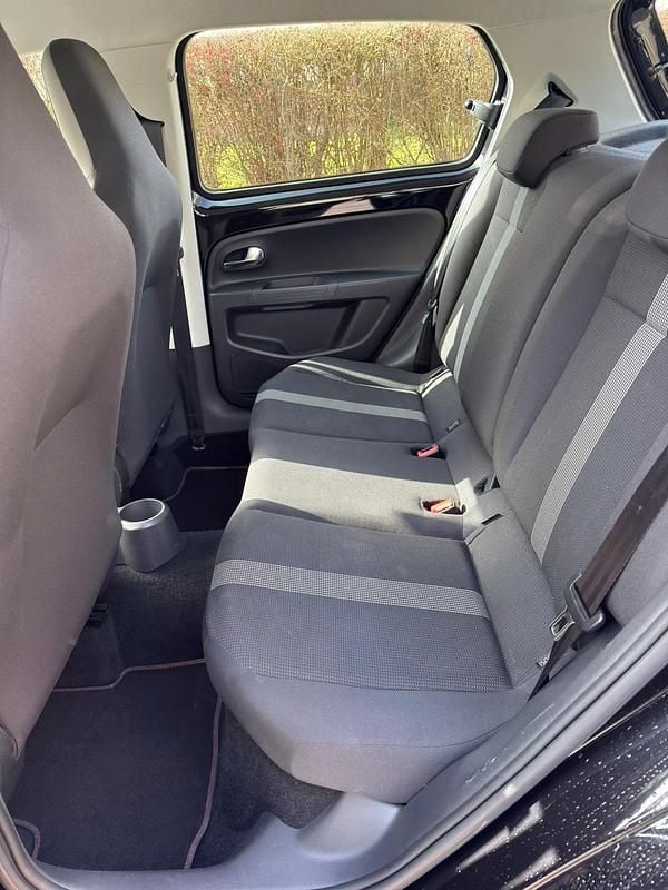 Gebraucht VW up! high up! 75 PS (55 kW) 2016 Kleinwagen