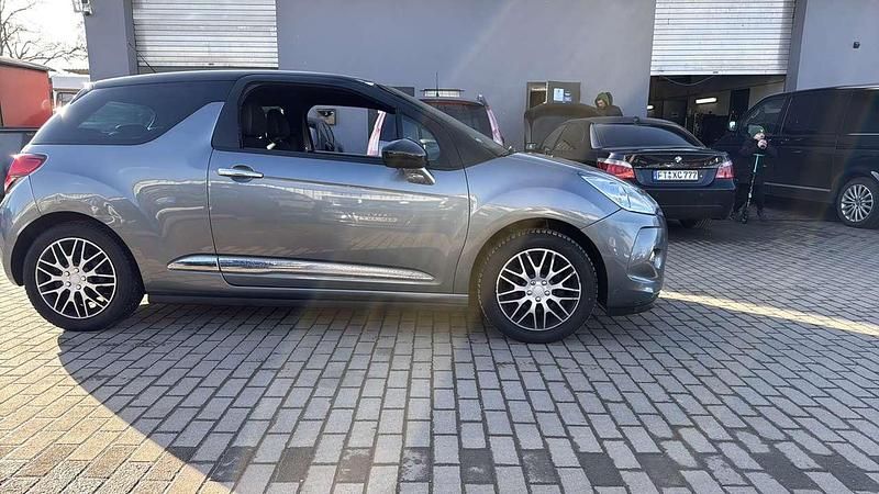 Gebraucht Citroën DS3 So Chic 120 PS (88 kW) 2011 Lackierung thoriumgrau Kleinwagen