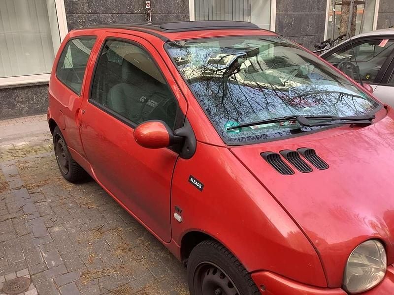 Gebraucht Renault Twingo 75 PS (55 kW) 2005 Rot Kleinwagen