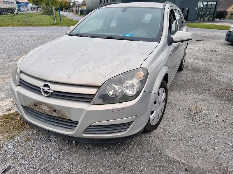 Grau Gebraucht 2005 Opel Astra Kombi | 750 € (Superpreis) - Bild 1/4