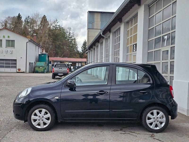 Gebraucht Nissan Micra 80 PS (58 kW) 2012 Schwarz Kleinwagen