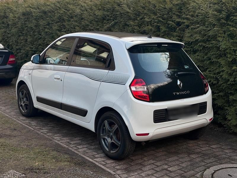 Gebraucht Renault Twingo 70 PS (51 kW) 2015 Weiß Kleinwagen