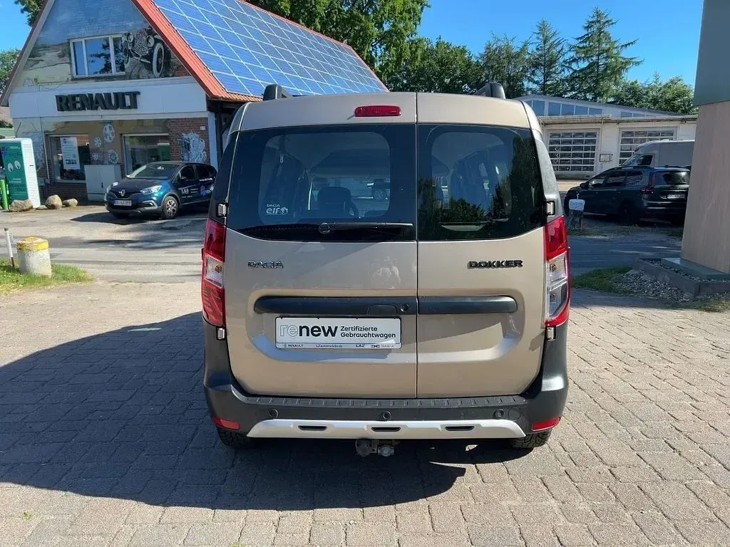 Gebraucht Dacia Dokker Stepway 95 PS (69 kW) 2019 Beige Van / Kleinbus