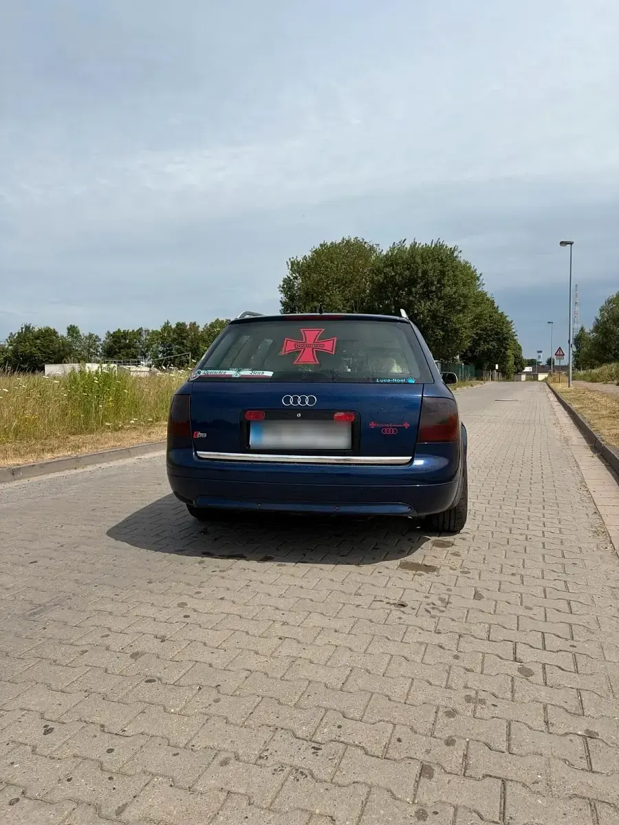 Gebraucht Audi A6 165 PS (121 kW) 2001 Blau Kombi