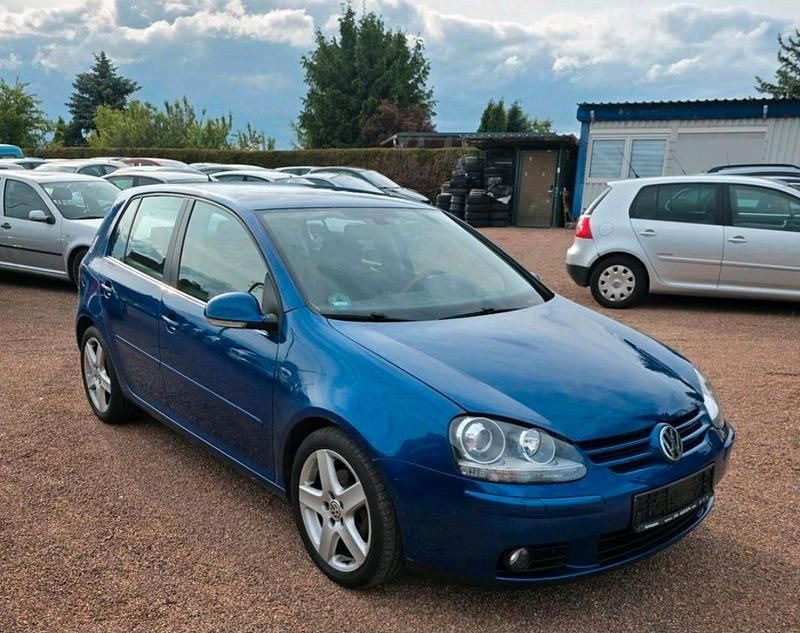 Blau Gebraucht 2005 VW Golf V Limousine | 3.999 € (Etwas zu teuer) - Bild 1/4