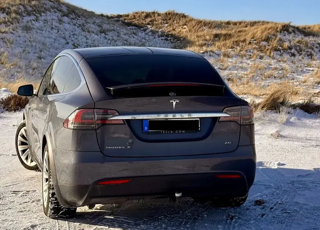 Usado Tesla Model X 386 kW (525 CV) 2019 Gris SUV