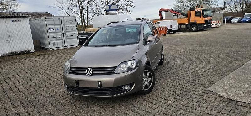 Gebraucht VW Golf VI Team 105 PS (77 kW) 2010 Braun Kleinwagen