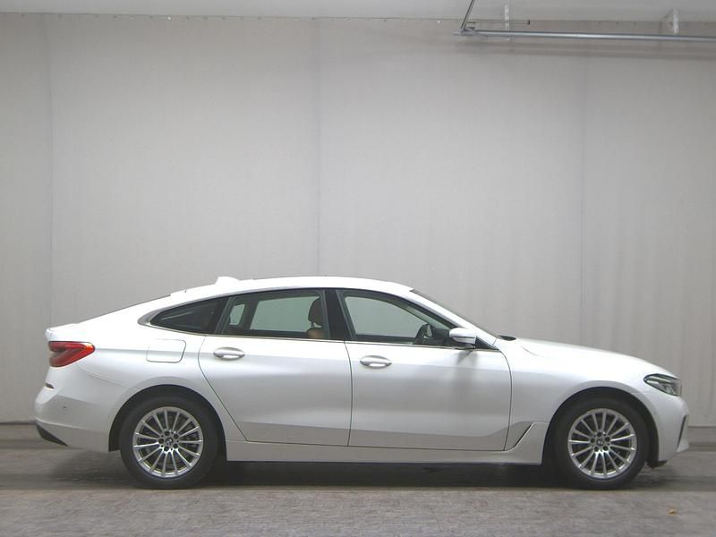 Weiss Gebraucht 2020 BMW 630 iPerformance Coupé | 24.480 € (Guter Preis) - Bild 1/4
