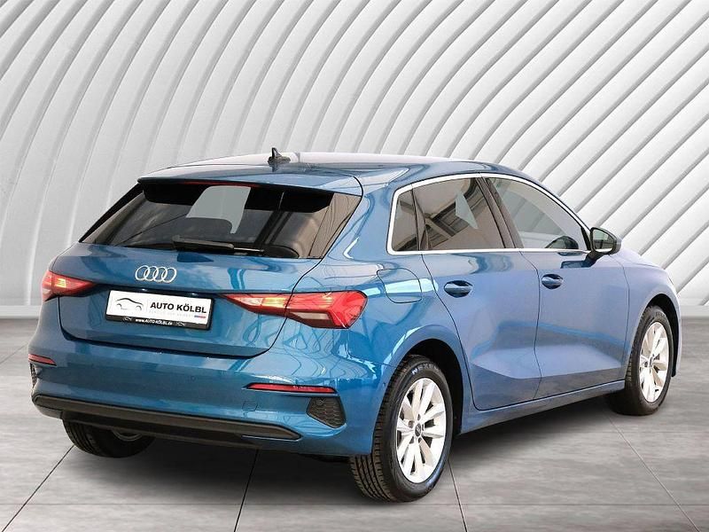 Gebraucht Audi A3 Sport 150 PS (110 kW) 2021 Atollblau metallic Limousine