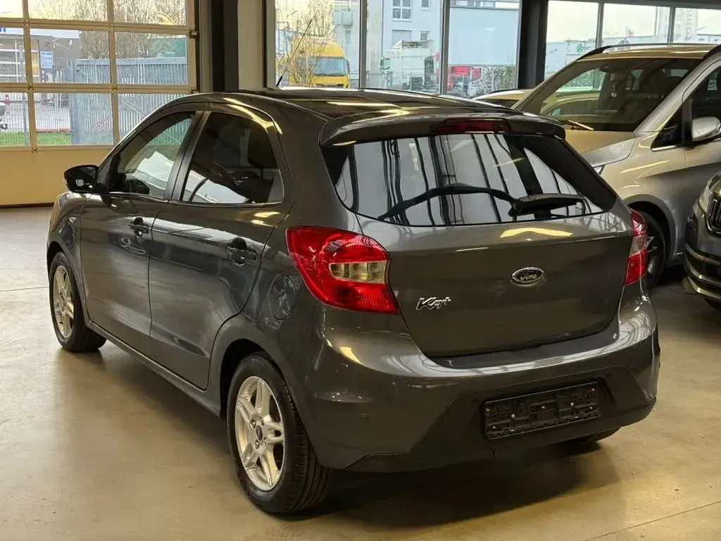 Gebraucht Ford Ka Plus Cool & Sound Edition 86 PS (63 kW) 2018 Grau Kleinwagen