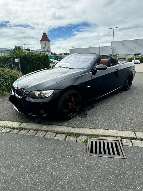 Gebraucht BMW 330 Cabriolet 231 PS (169 kW) 2007 Schwarz Cabrio