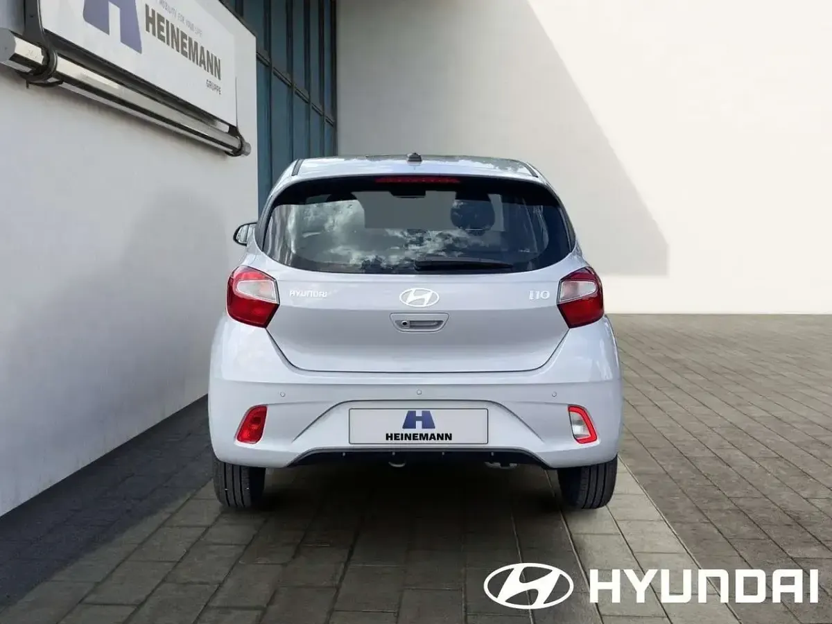 Neu Hyundai i10 63 PS (46 kW) 2025 Lumen grey Kleinwagen