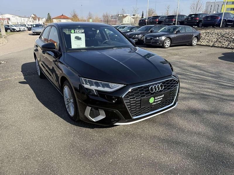 Gebraucht Audi A3 Advanced Plus 150 PS (110 kW) 2022 Mythosschwarz metallic Limousine