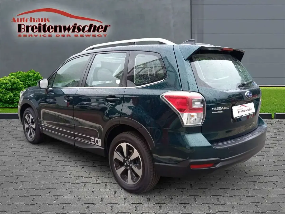 Gebraucht Subaru Forester 147 PS (108 kW) 2018 Deep green pearl SUV