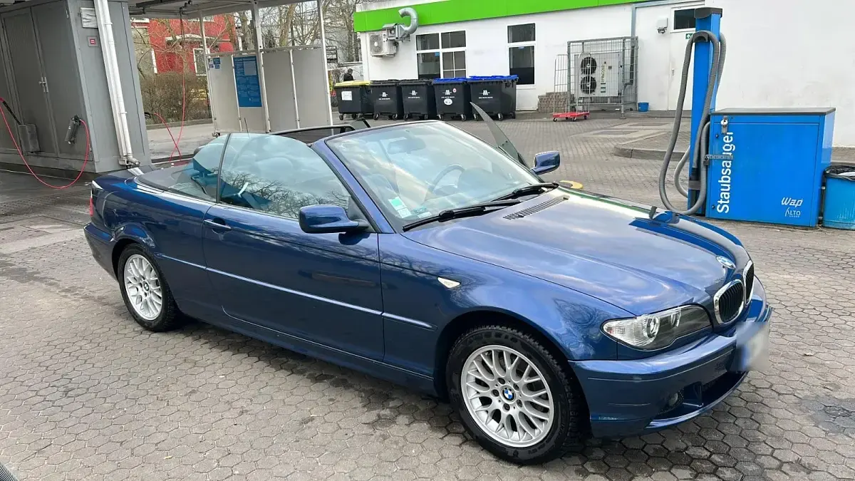 Gebraucht BMW 318 Cabriolet 150 PS (110 kW) 2003 Blau Cabrio